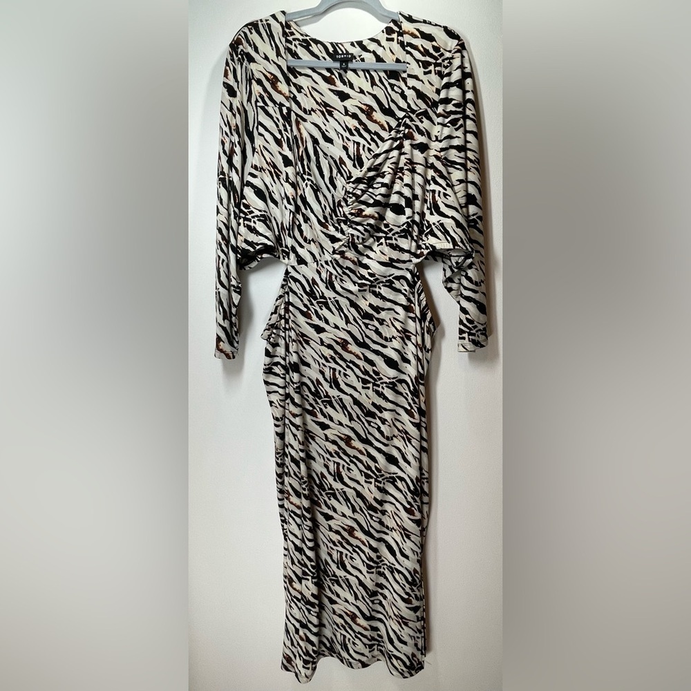 TORRID Maxi Studio Knot Long Sleeve Dress Zebra Watercolor Size 4X